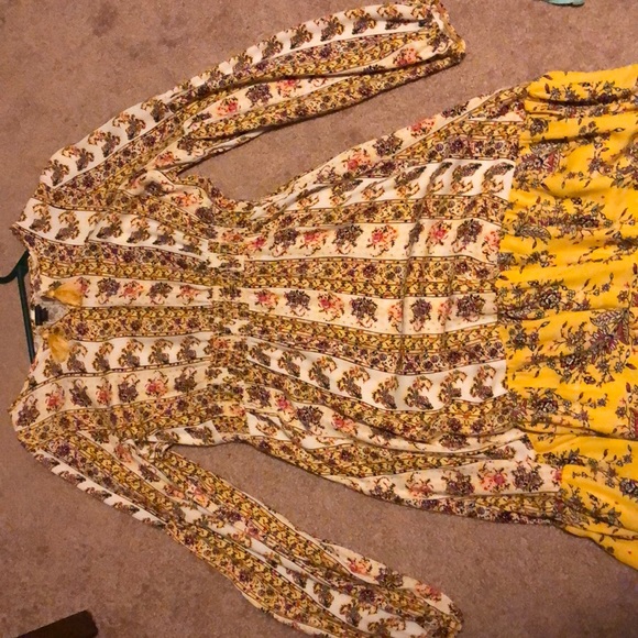 This is a cute fun corky dress!! - Picture 1 of 3